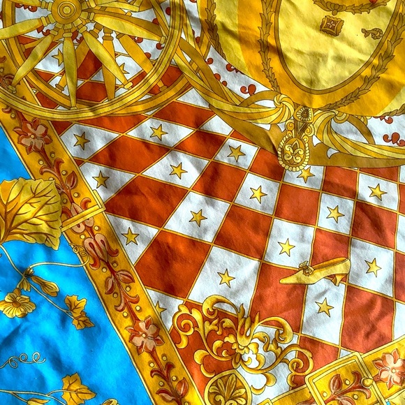 Vintage Longchamp “Cinderella’s Coach” Authentic Silk Scarf - Picture 4 of 9